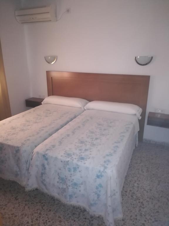 Hostal Paco Pepe Conil De La Frontera Zewnętrze zdjęcie